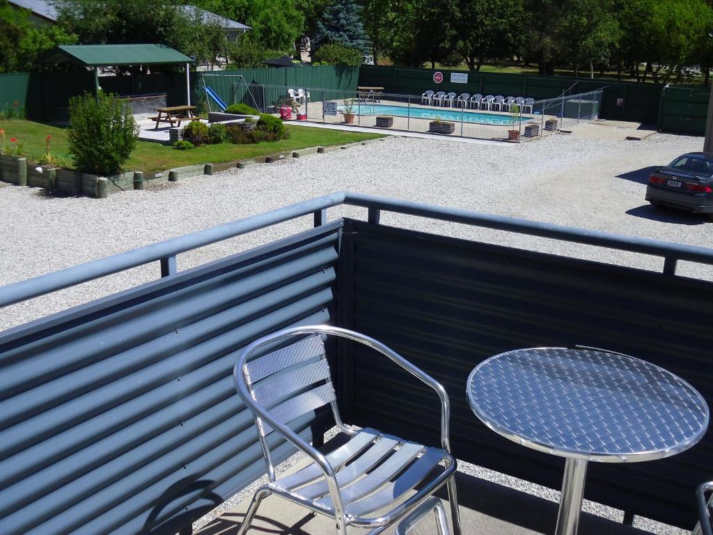 Fairway Motel & Apartments Уанака Стая снимка