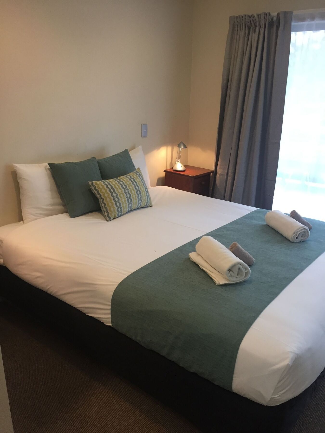 Fairway Motel & Apartments Уанака Екстериор снимка